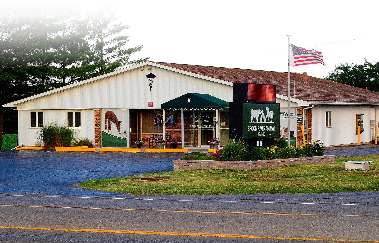 Spoon River Animal Clinic Office